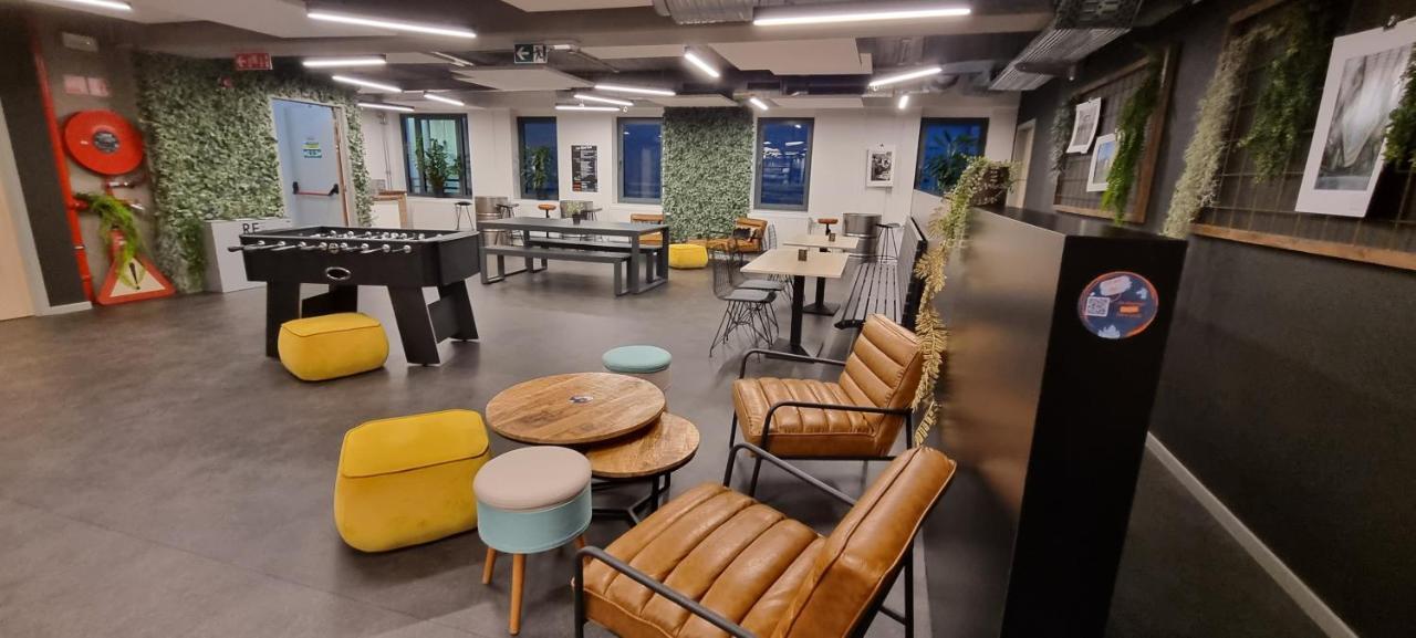 Auberge Jeunesse Charleroi Youth Hostel المظهر الخارجي الصورة